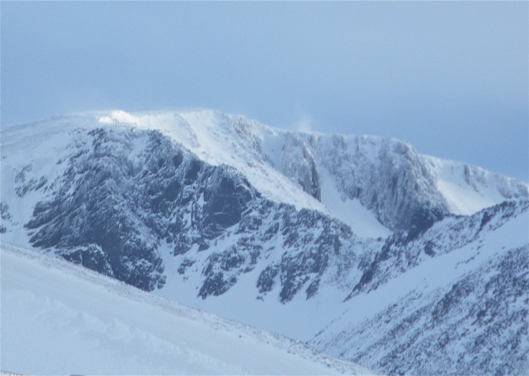 Fiacaill Buttress with Lochain behind