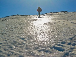 Sunny and Warm – Icy and soft Slopes !