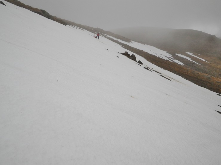 Suprisingly extensive patches of snow on the SE side of Cairngorm