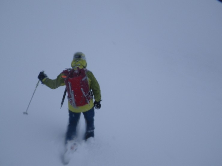 Whiteout conditions at 1000m