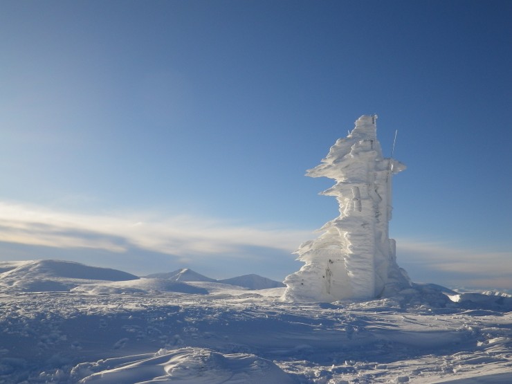 Cairngorm weather station entombed in rime ice