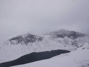 A gradual return to winter