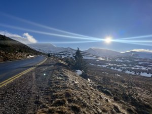 Continuing Southerly winds